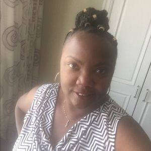 Meet your Posher, Carolyn